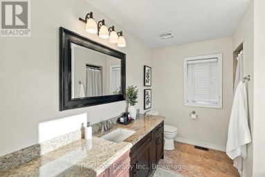 39 SERENE COURT Whitby (Rolling Acres) Ontario photo 20