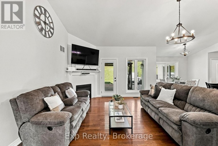 3835 HARWOOD ROAD, Hamilton Township, Ontario, K0K1C0
