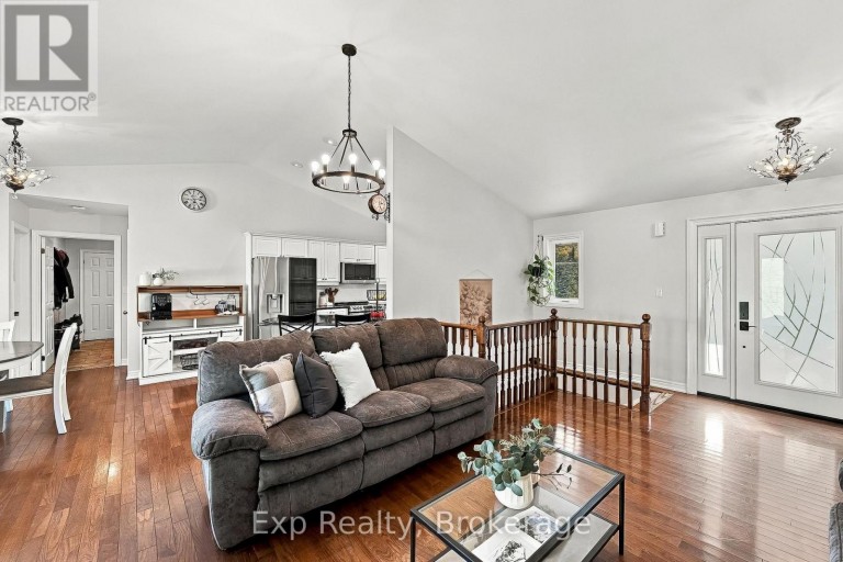 3835 HARWOOD ROAD, Hamilton Township, Ontario, K0K1C0
