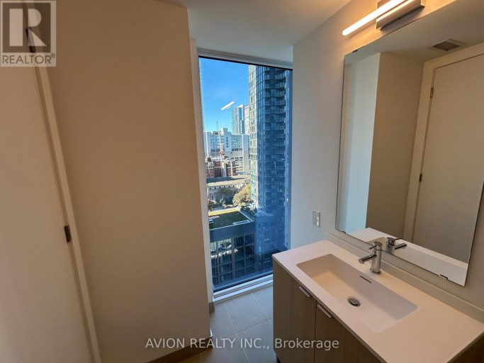 2215 - 100 QUEEN STREET E, Toronto (Church-Yonge Corridor), Ontario, M5C0B5