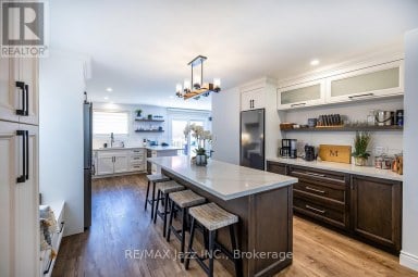 29 HAROLD STREET Whitby (Blue Grass Meadows) Ontario photo 12