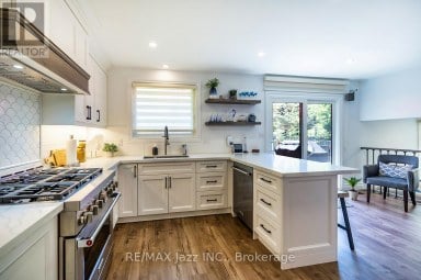 29 HAROLD STREET Whitby (Blue Grass Meadows) Ontario photo 16
