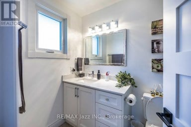 29 HAROLD STREET Whitby (Blue Grass Meadows) Ontario photo 30