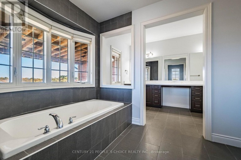 27 LEO AUSTIN ROAD, Brampton (Toronto Gore Rural Estate), Ontario, L6P4C4
