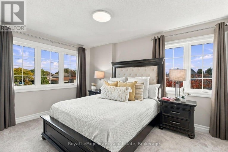 90 TOWNLINE ROAD S, Oshawa (Donevan), Ontario, L1K1B1