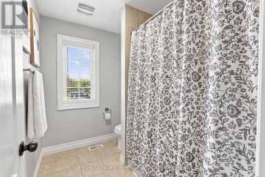 90 TOWNLINE ROAD S Oshawa (Donevan) Ontario photo 28
