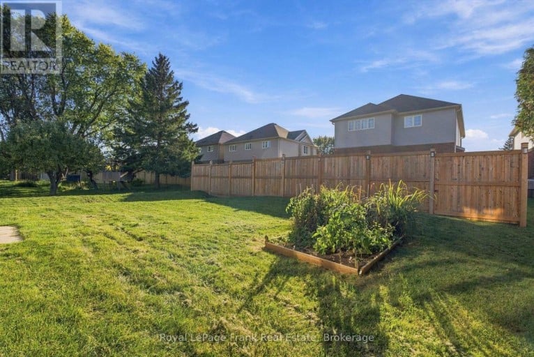 90 TOWNLINE ROAD S, Oshawa (Donevan), Ontario, L1K1B1