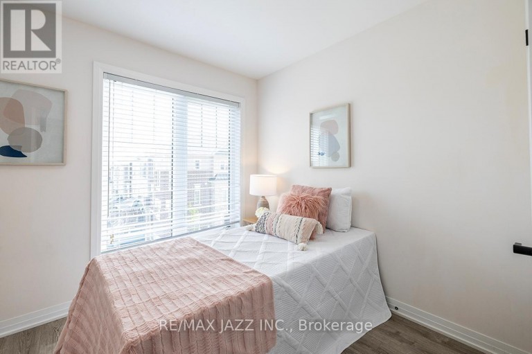 74 AMBEREEN PLACE, Clarington (Bowmanville), Ontario, L1C7H5
