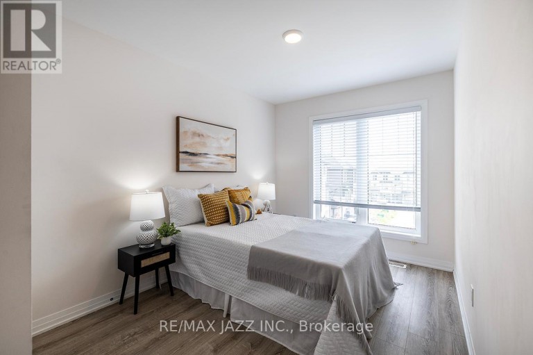 74 AMBEREEN PLACE, Clarington (Bowmanville), Ontario, L1C7H5