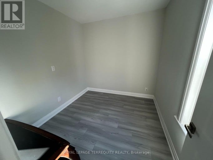 292 CELINA STREET, Oshawa (Central), Ontario, L1H4P1