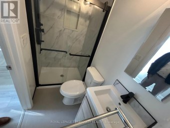 292 CELINA STREET Oshawa (Central) Ontario photo 33