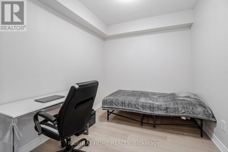 2109 - 4090 LIVING ARTS DRIVE, Mississauga (City Centre), Ontario, L5B4M8