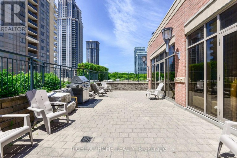 2109 - 4090 LIVING ARTS DRIVE, Mississauga (City Centre), Ontario, L5B4M8