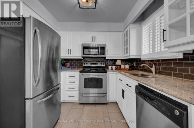 830 SAINT ANNE COURT Oshawa (Northglen) Ontario photo 11