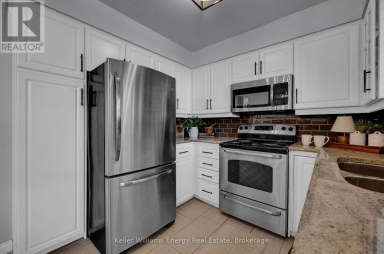 830 SAINT ANNE COURT Oshawa (Northglen) Ontario photo 12