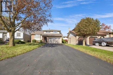 830 SAINT ANNE COURT Oshawa (Northglen) Ontario photo 2