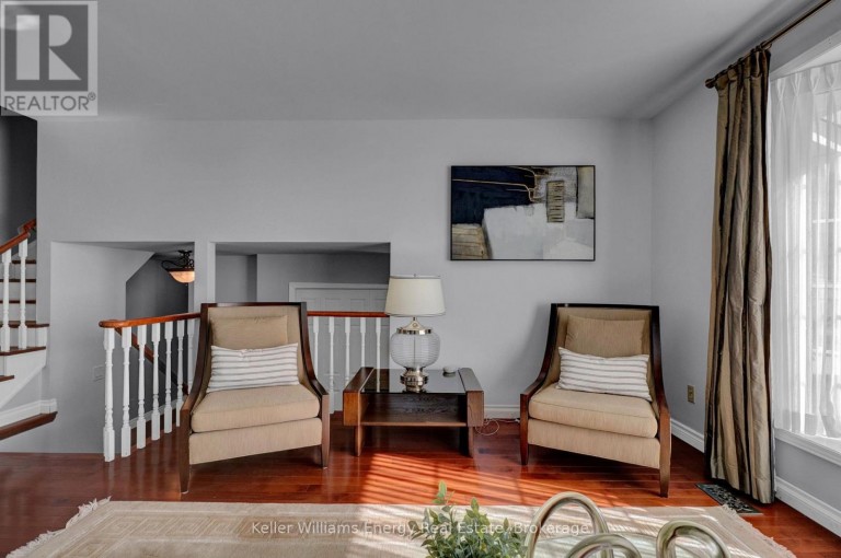 830 SAINT ANNE COURT, Oshawa (Northglen), Ontario, L1J7N1