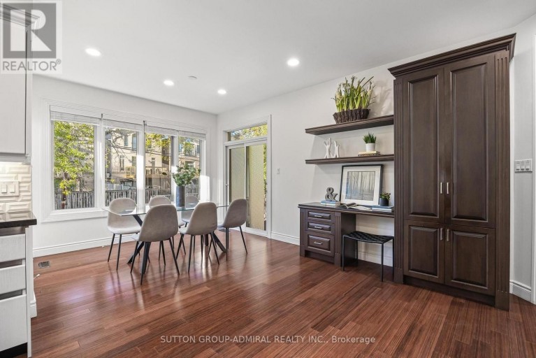 248 HADDINGTON AVENUE, Toronto (Bedford Park-Nortown), Ontario, M5M2P9