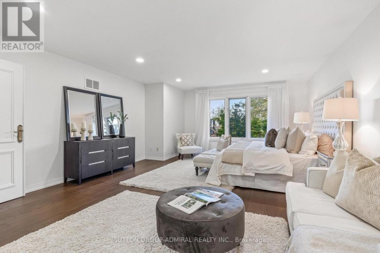 248 HADDINGTON AVENUE, Toronto (Bedford Park-Nortown), Ontario, M5M2P9