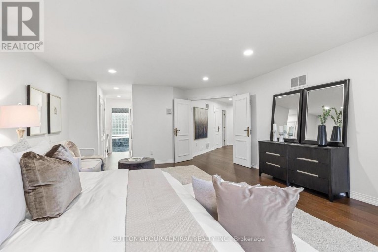248 HADDINGTON AVENUE, Toronto (Bedford Park-Nortown), Ontario, M5M2P9