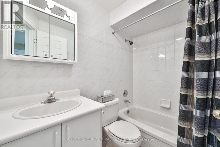 248 HADDINGTON AVENUE, Toronto (Bedford Park-Nortown), Ontario, M5M2P9