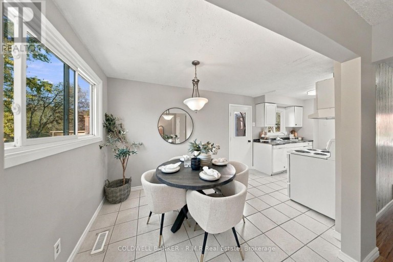 152 LONDONDERRY STREET, Oshawa (Vanier), Ontario, L1J6Z3