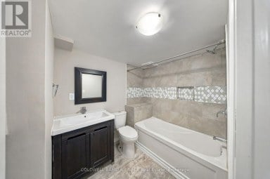 152 LONDONDERRY STREET Oshawa (Vanier) Ontario photo 27