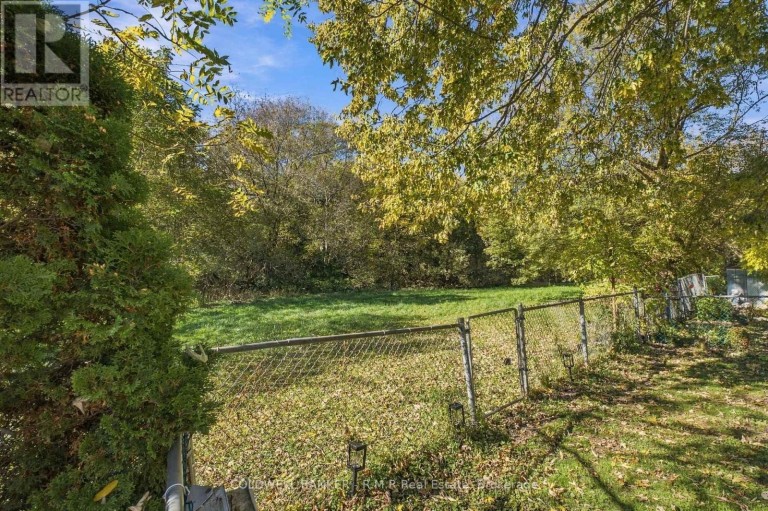 152 LONDONDERRY STREET, Oshawa (Vanier), Ontario, L1J6Z3