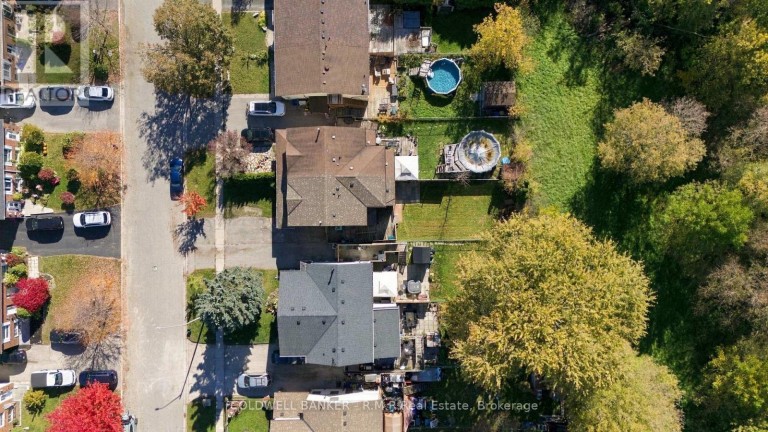 152 LONDONDERRY STREET, Oshawa (Vanier), Ontario, L1J6Z3