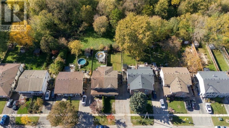 152 LONDONDERRY STREET, Oshawa (Vanier), Ontario, L1J6Z3