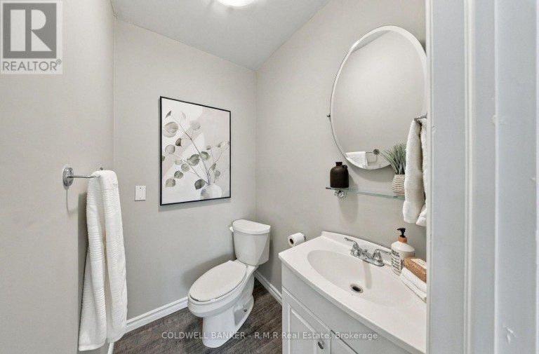152 LONDONDERRY STREET, Oshawa (Vanier), Ontario, L1J6Z3