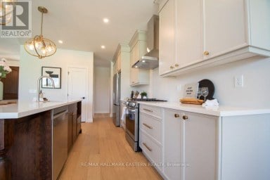 46 ALMEARA DRIVE Otonabee-South Monaghan Ontario photo 12
