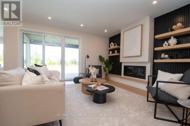 46 ALMEARA DRIVE Otonabee-South Monaghan Ontario photo 6