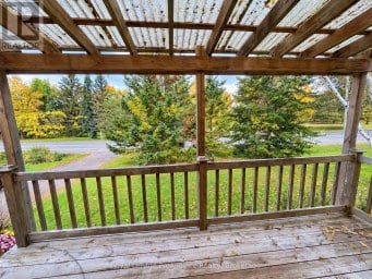 1455 COUNTY RD 3 Prince Edward County (Ameliasburg Ward) Ontario photo 13