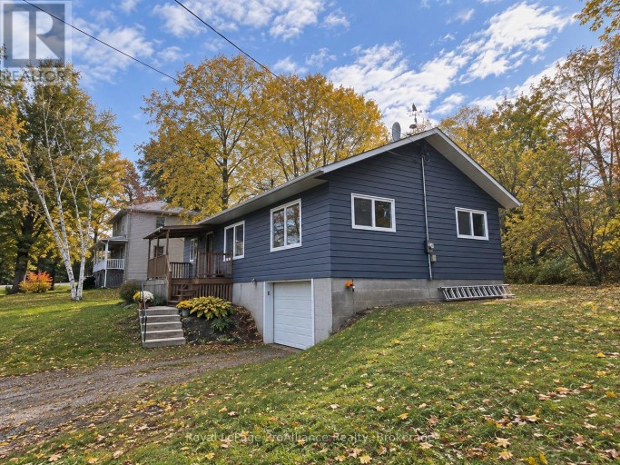 1455 COUNTY RD 3, Prince Edward County (Ameliasburg Ward), Ontario, K0K1L0