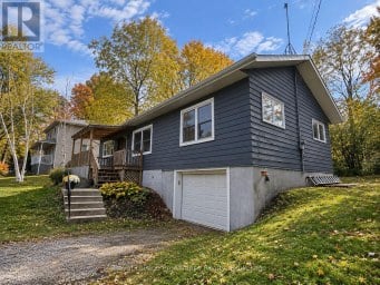 1455 COUNTY RD 3 Prince Edward County (Ameliasburg Ward) Ontario photo 2