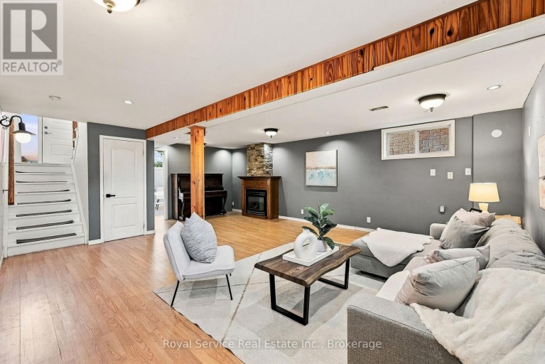 432 DUFFY STREET, Cobourg, Ontario, K9A5M8