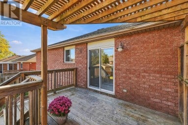 432 DUFFY STREET Cobourg Ontario photo 35