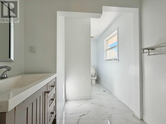 1135 RAVENSHOE ROAD S East Gwillimbury (Queensville) Ontario photo 13