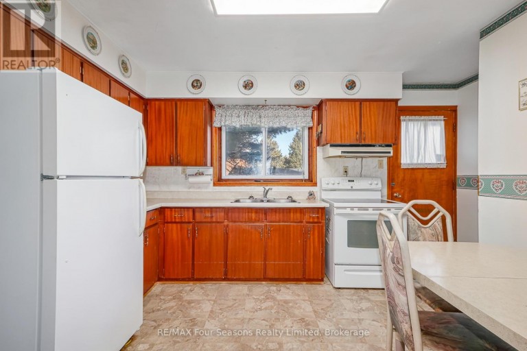26 LOCKE AVENUE, Clearview (Stayner), Ontario, L0M1S0