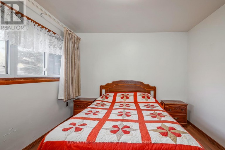26 LOCKE AVENUE, Clearview (Stayner), Ontario, L0M1S0