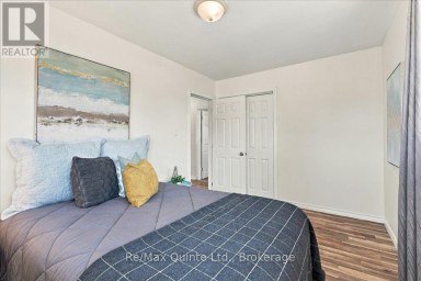 70 ASHLEY STREET Belleville (Thurlow Ward) Ontario photo 22