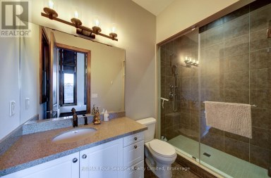 9 WINDROSE VALLEY BOULEVARD Clearview Ontario photo 41