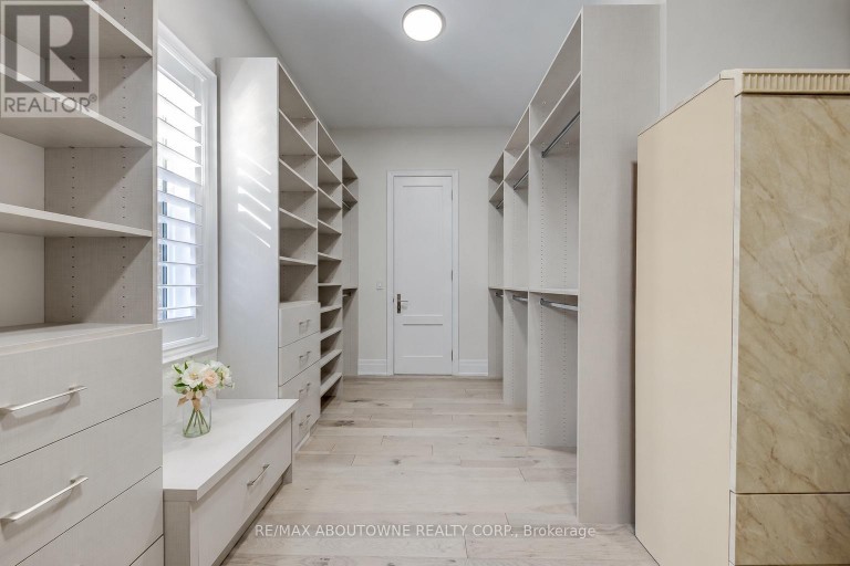 2359 SAW WHET BOULEVARD, Oakville (GA Glen Abbey), Ontario, L6M5M8