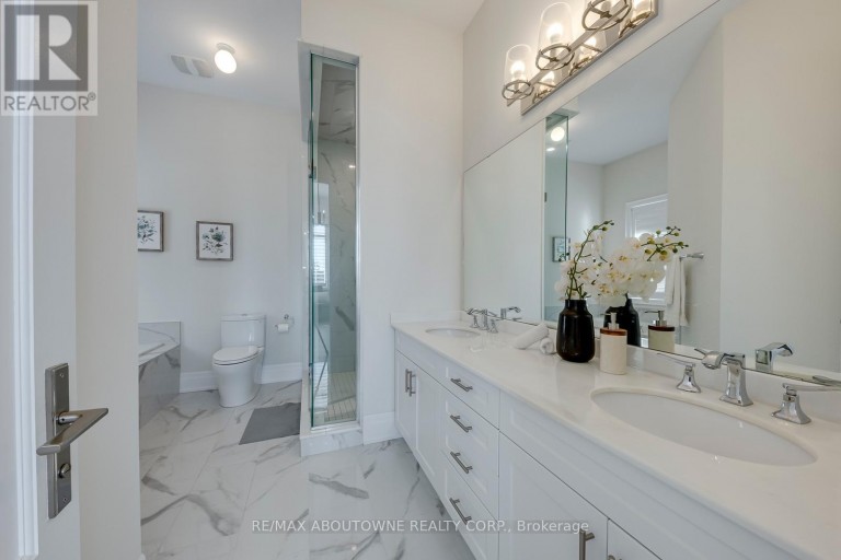 2359 SAW WHET BOULEVARD, Oakville (GA Glen Abbey), Ontario, L6M5M8