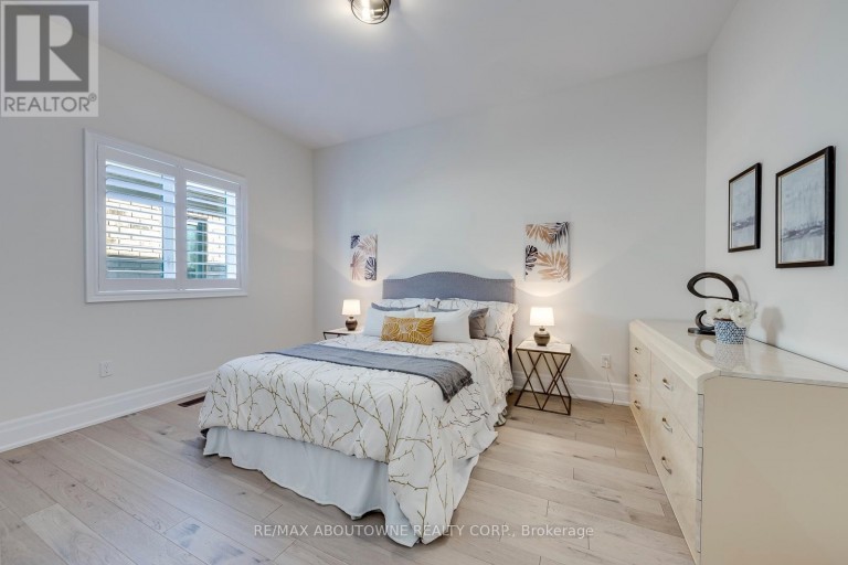 2359 SAW WHET BOULEVARD, Oakville (GA Glen Abbey), Ontario, L6M5M8