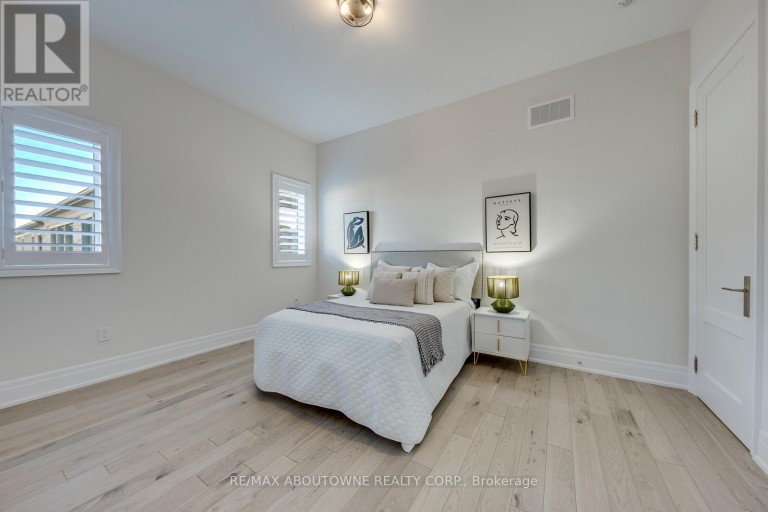 2359 SAW WHET BOULEVARD, Oakville (GA Glen Abbey), Ontario, L6M5M8