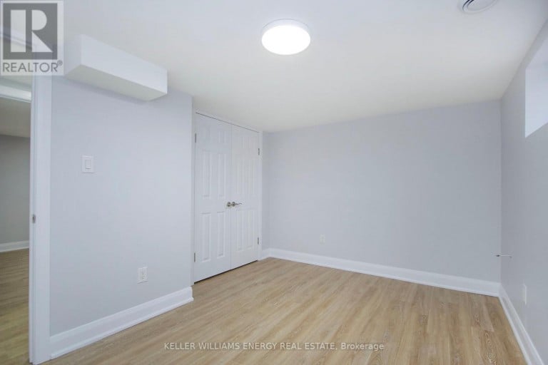 LOWER - 574 OLIVE AVENUE, Oshawa (Donevan), Ontario, L1H2R3