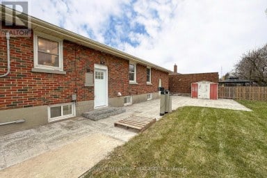 LOWER - 574 OLIVE AVENUE Oshawa (Donevan) Ontario photo 14
