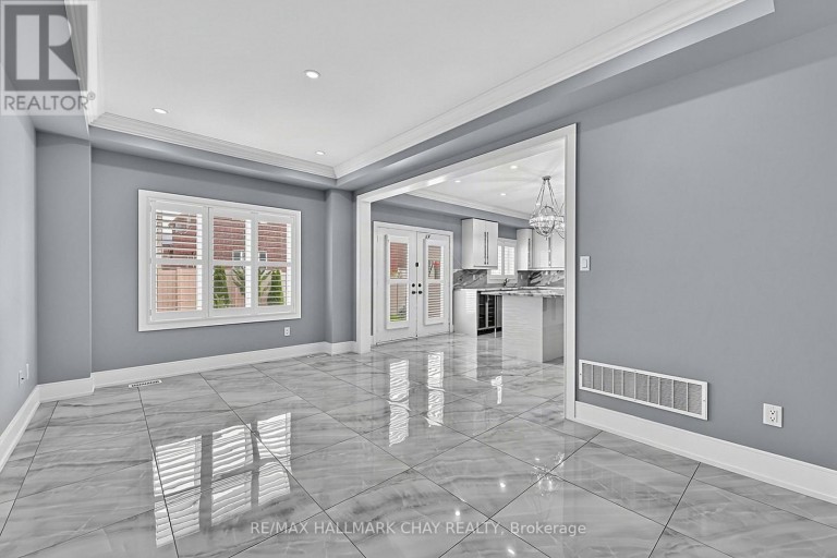 35 TYNDALL DRIVE, Bradford West Gwillimbury (Bradford), Ontario, L3Z4G6